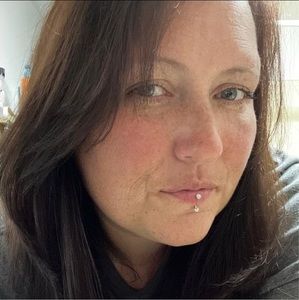 Meet your Posher, Christa